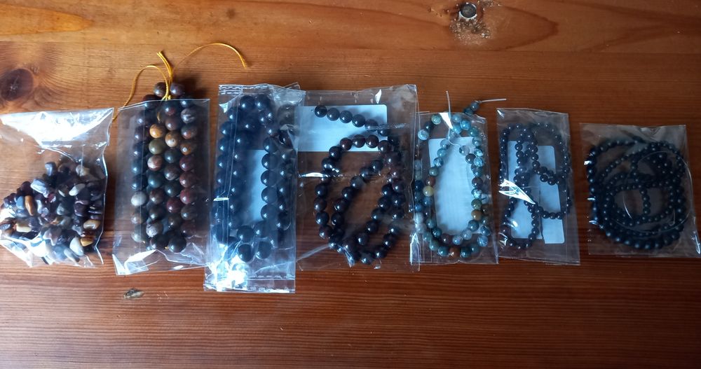 Рукоділля намисто браслети нат яшма Пікассо, є намистини нат каміння