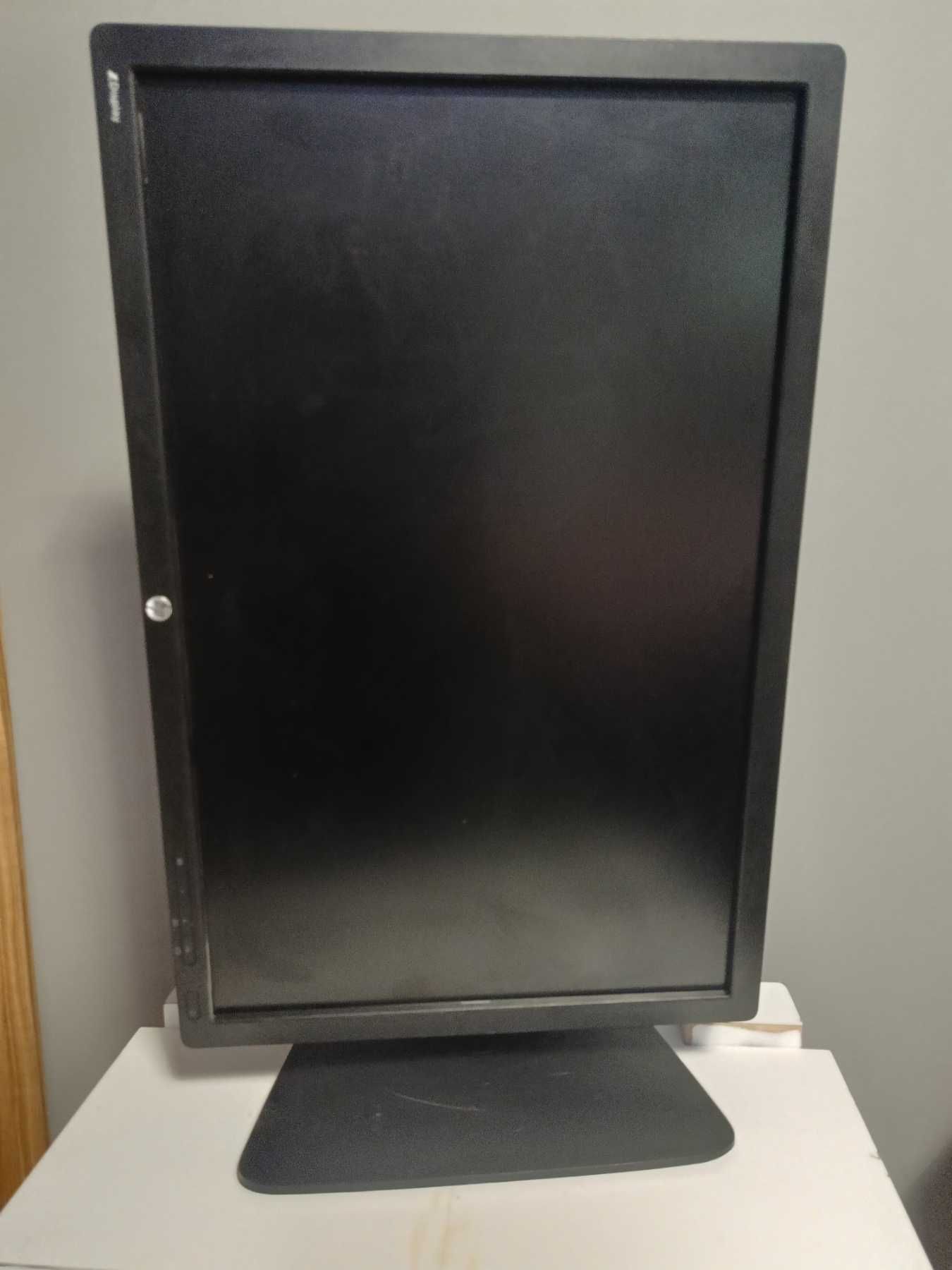 2x Monitor HP Z24i