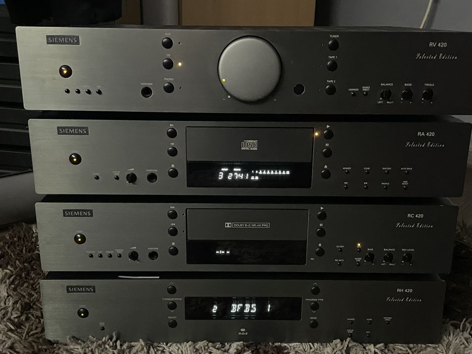 Sprzedam wieże Siemens bdb stan