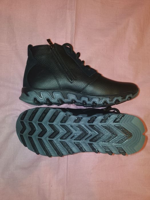 Женская ортопедическая обувь.