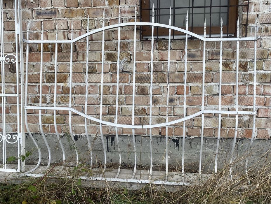 Грати , решітка металева на вікно