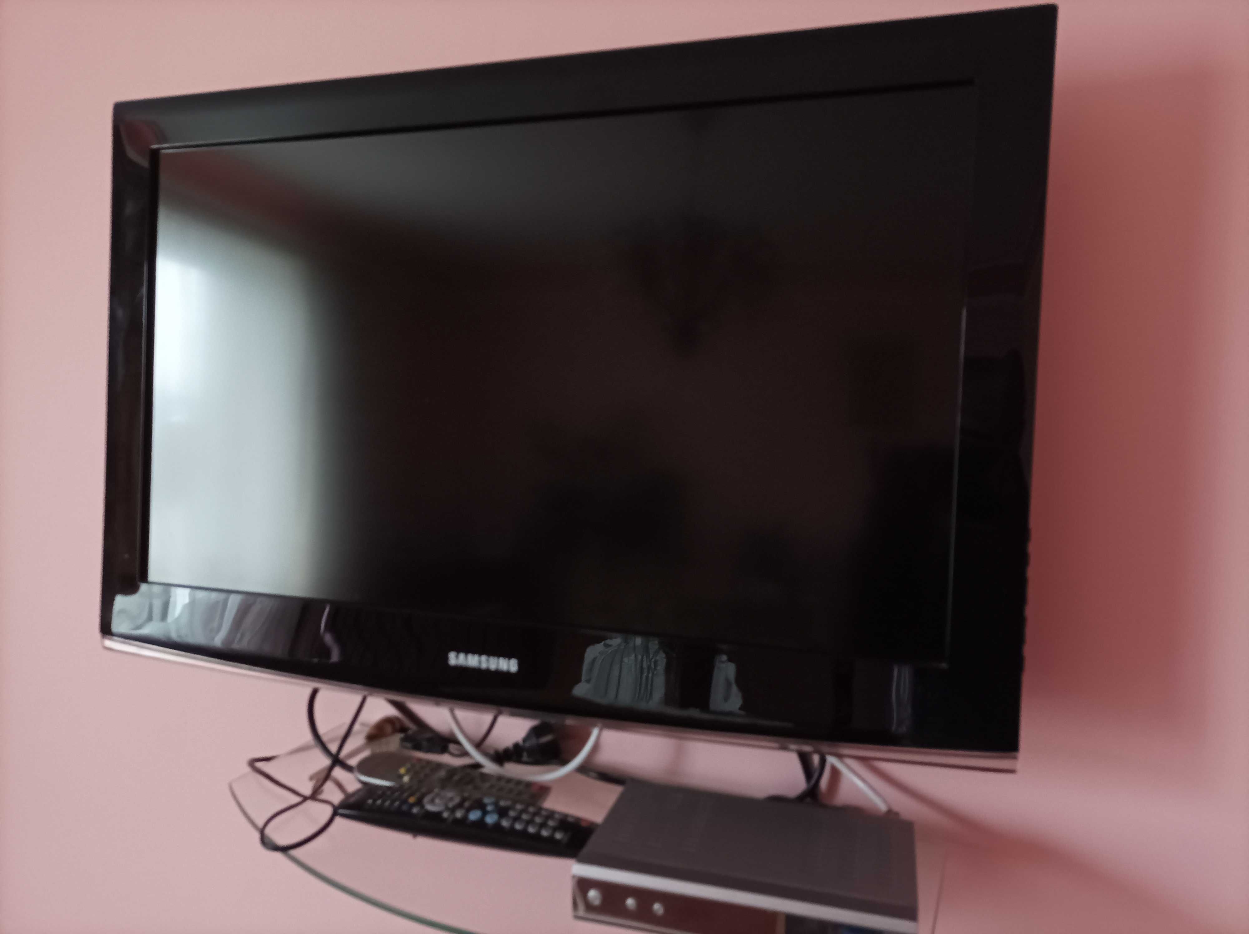 Телевізор Samsung LE32A450C2