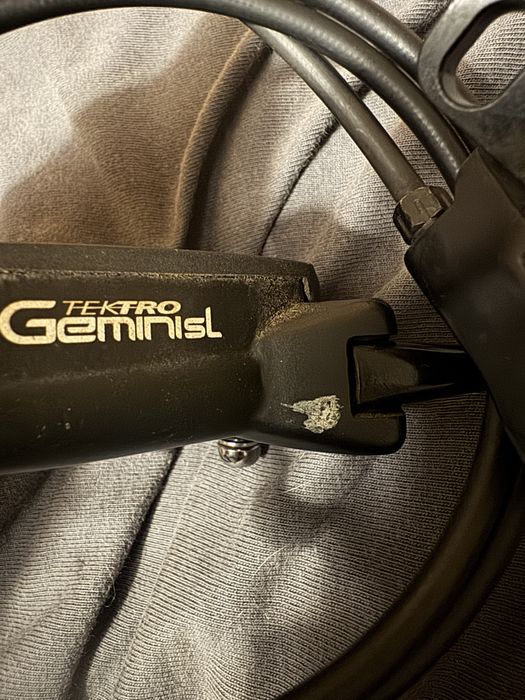 Travões Tektro HD M535