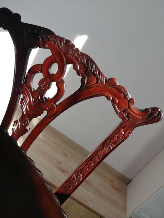 Stół i 6 krzeseł + fotel