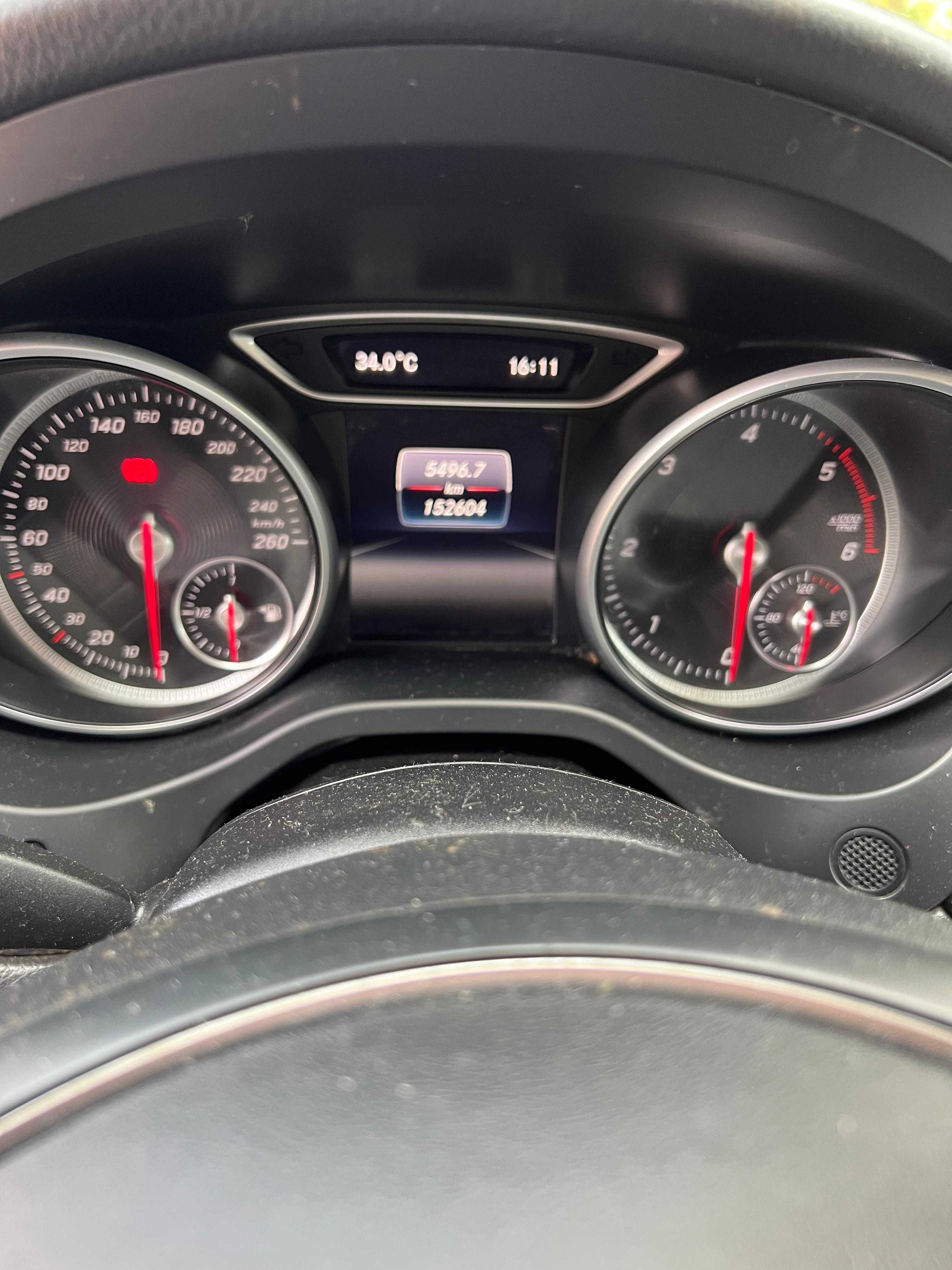 Mercedes-Benz CLA 180d