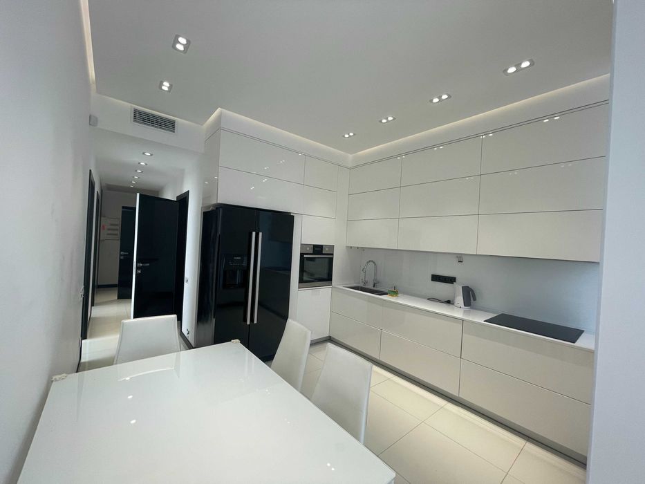 Продам 2 комн квартиру стильный дорогой ремонт 67 м2. Жемчужина Одесса