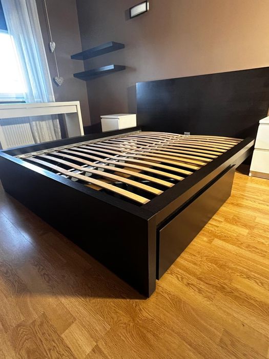 Sprzedam. Łóżko IKEA MALM