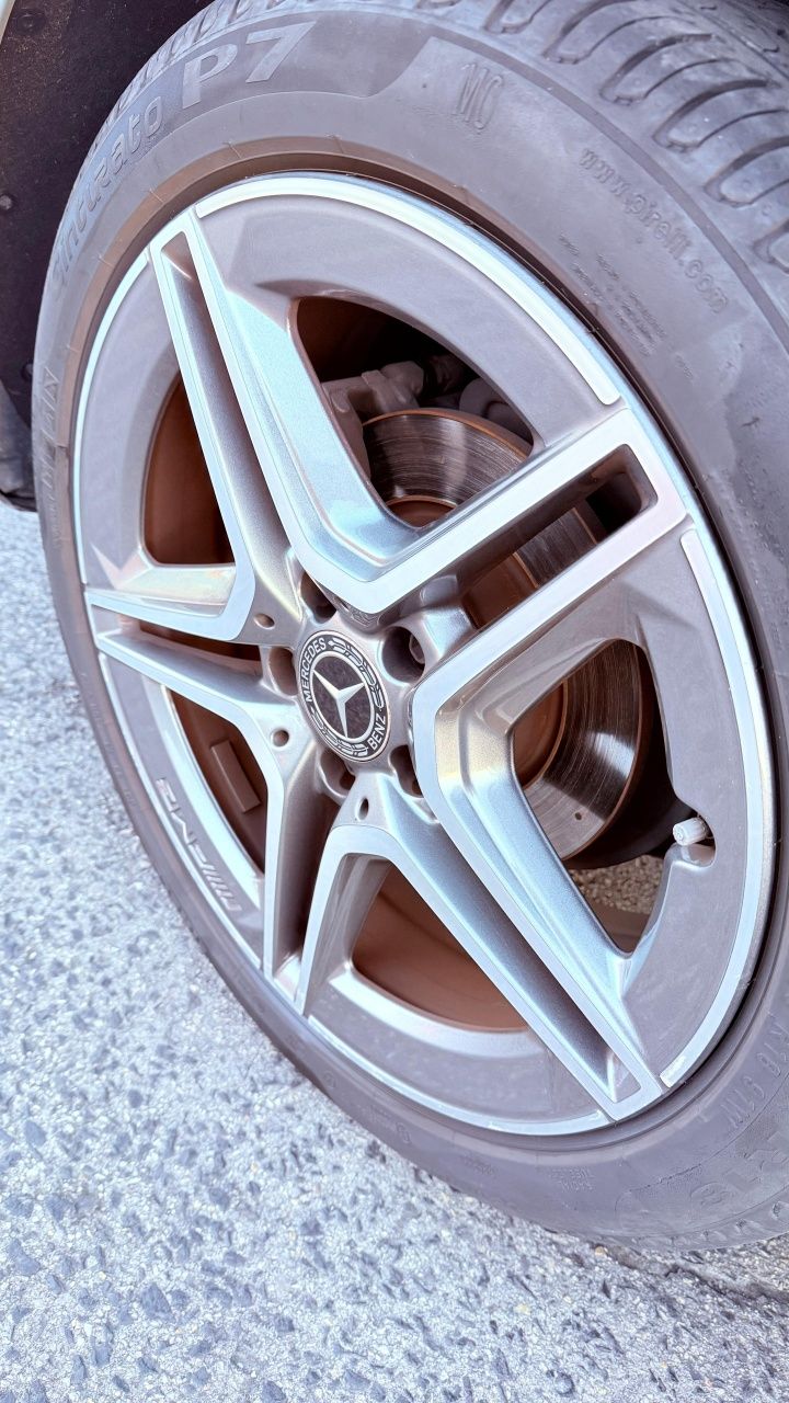 Mercedes A180d AMG