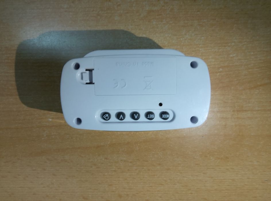 Zegar budzik elektroniczny