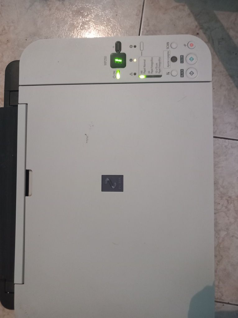 Impressora HP e Canon