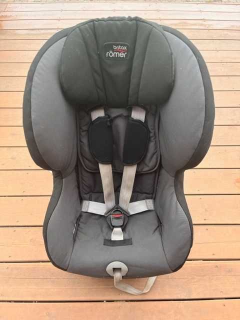 Fotelik Britax Romer Max-Way 9-25kg RWF tyłem do kierunku jazdy