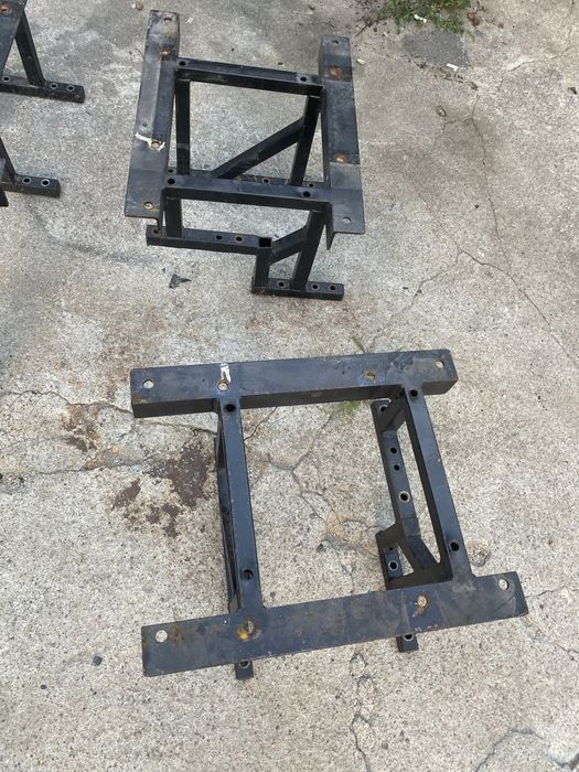 Крепления для сидений. Для буса