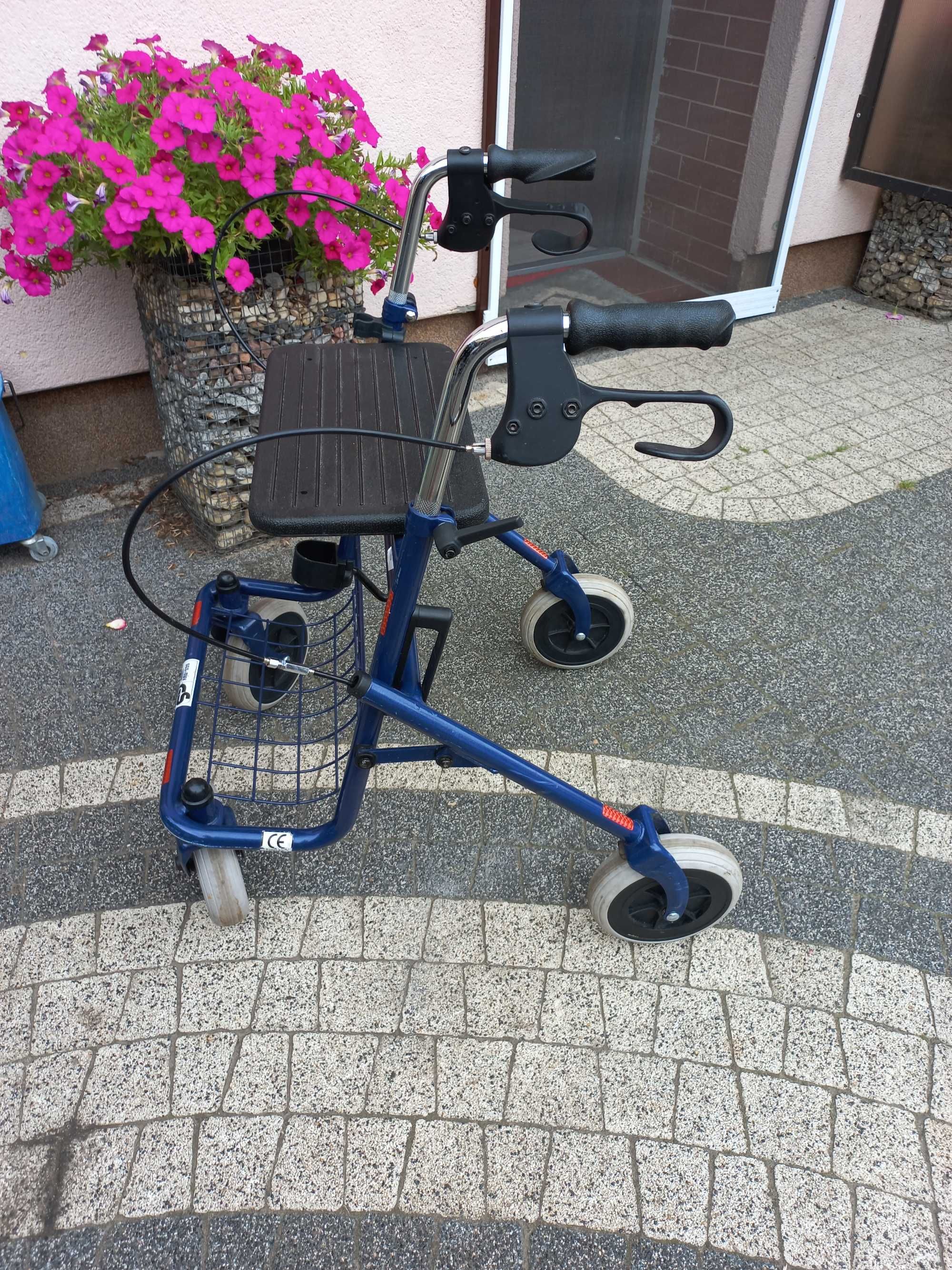 rollator chodzik podpórka na kółkach