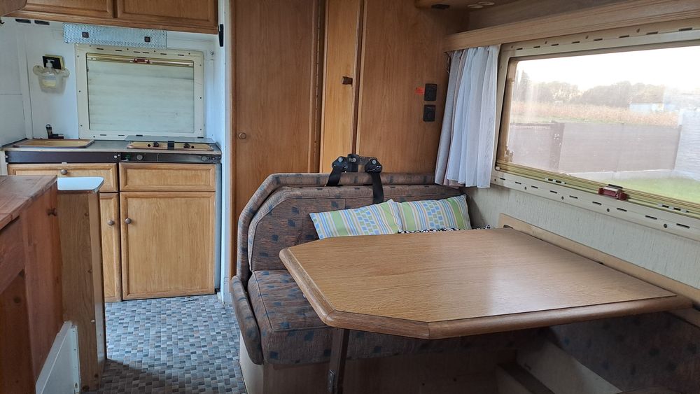 Kamper Fiat 280 89r 6-osobowy/Toaleta