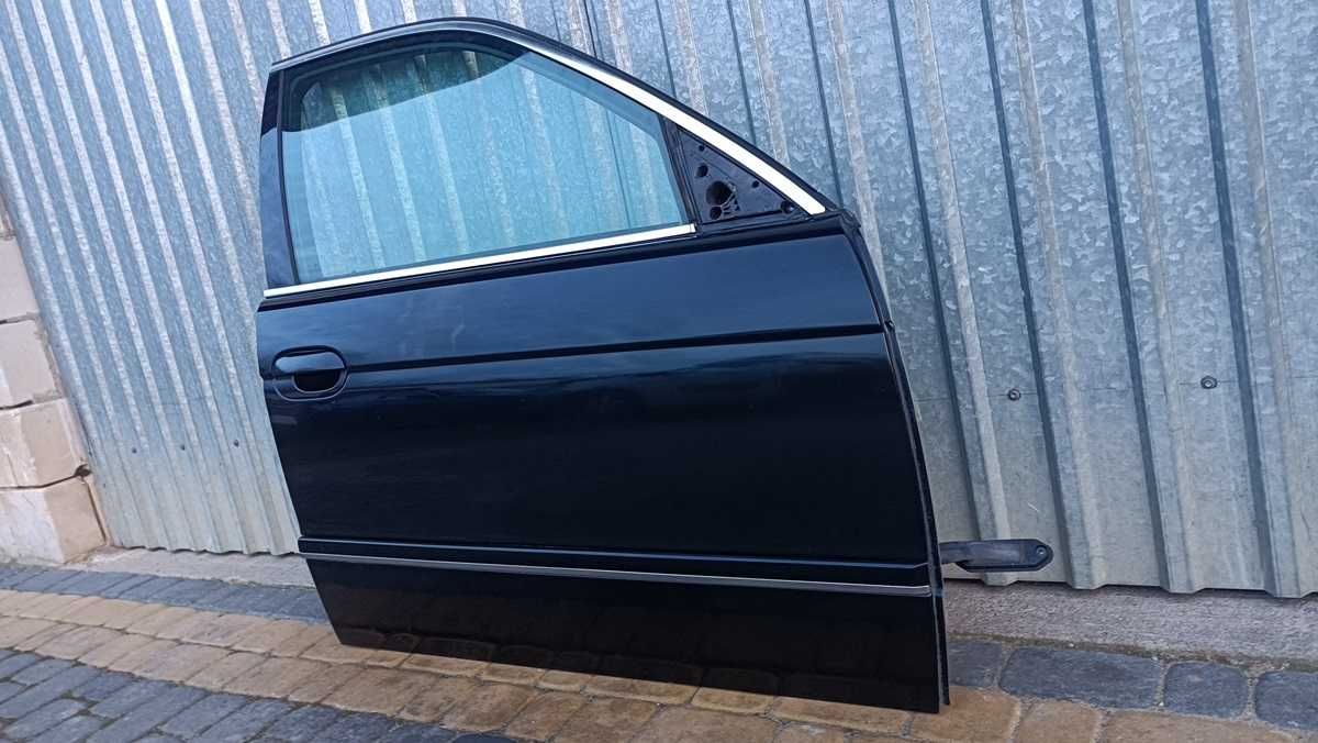 Drzwi prawy przód prawe bmw e39 sedan kombi black-sapphire metallic