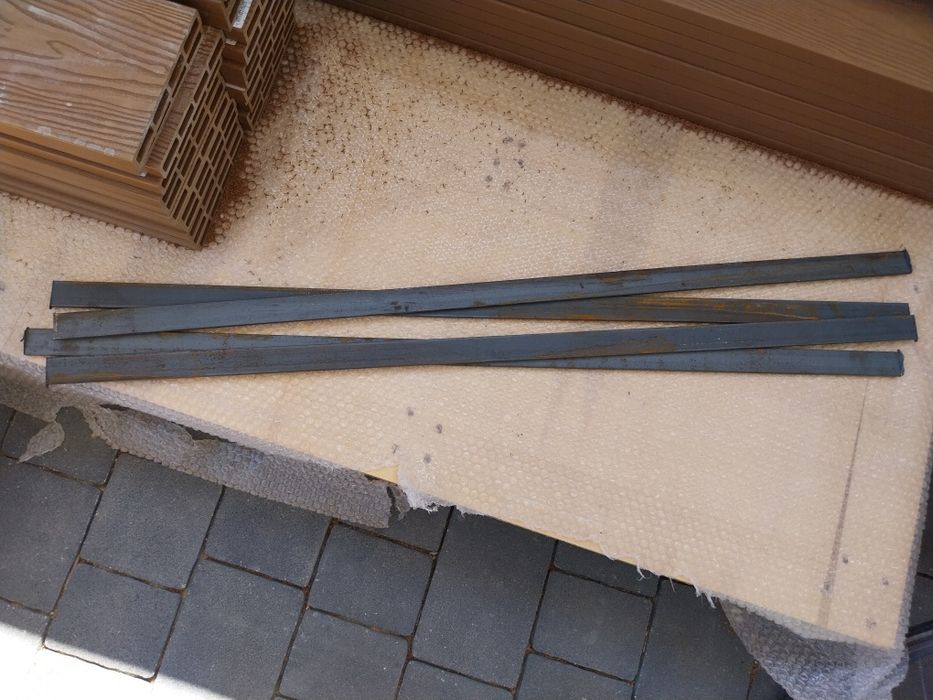 Płaskownik metalowy 30x5x1000 4 sztuki