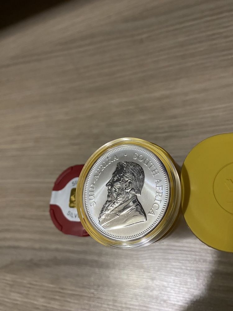 Монети срібні інвестаційні 9999 аg