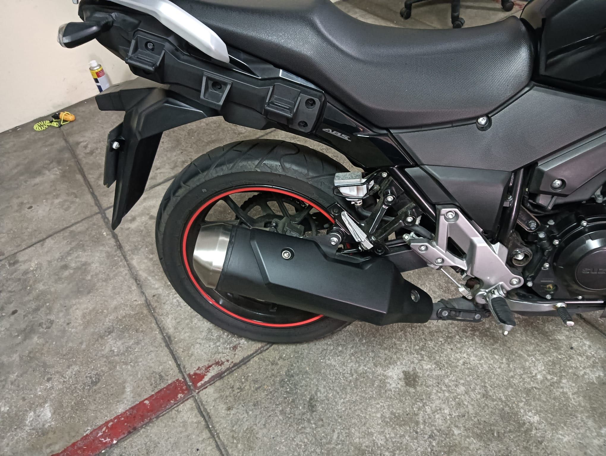 Suzuki Vstrom 250