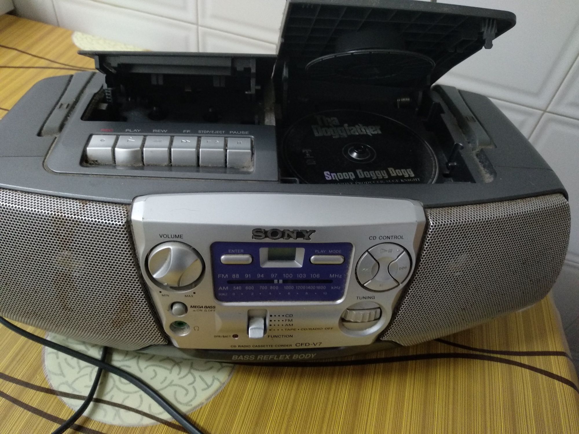 Radio cd Sony a funcionar