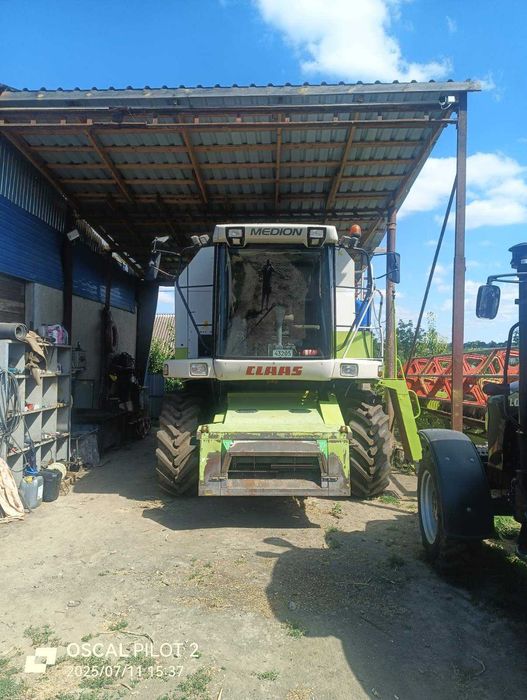 Комбайн CLAAS medion