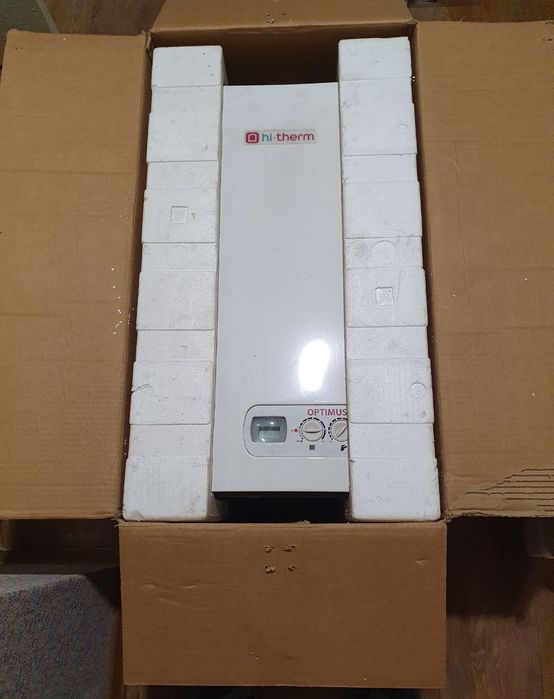 Котел газовый двухконтурный настенный HI-THERM OPTIMUS 18 кВт
Модель: