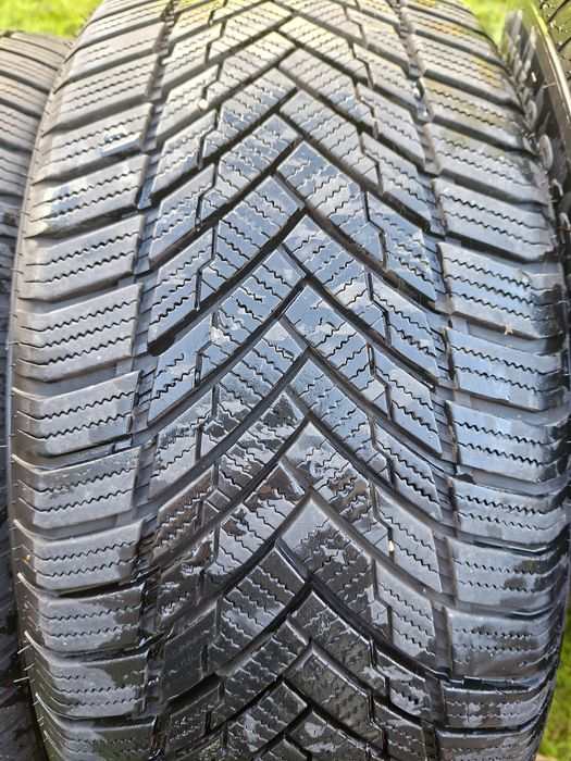 Opony zimowe 205x55x16