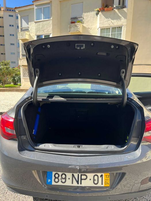 Opel Astra 1.7 Notchback