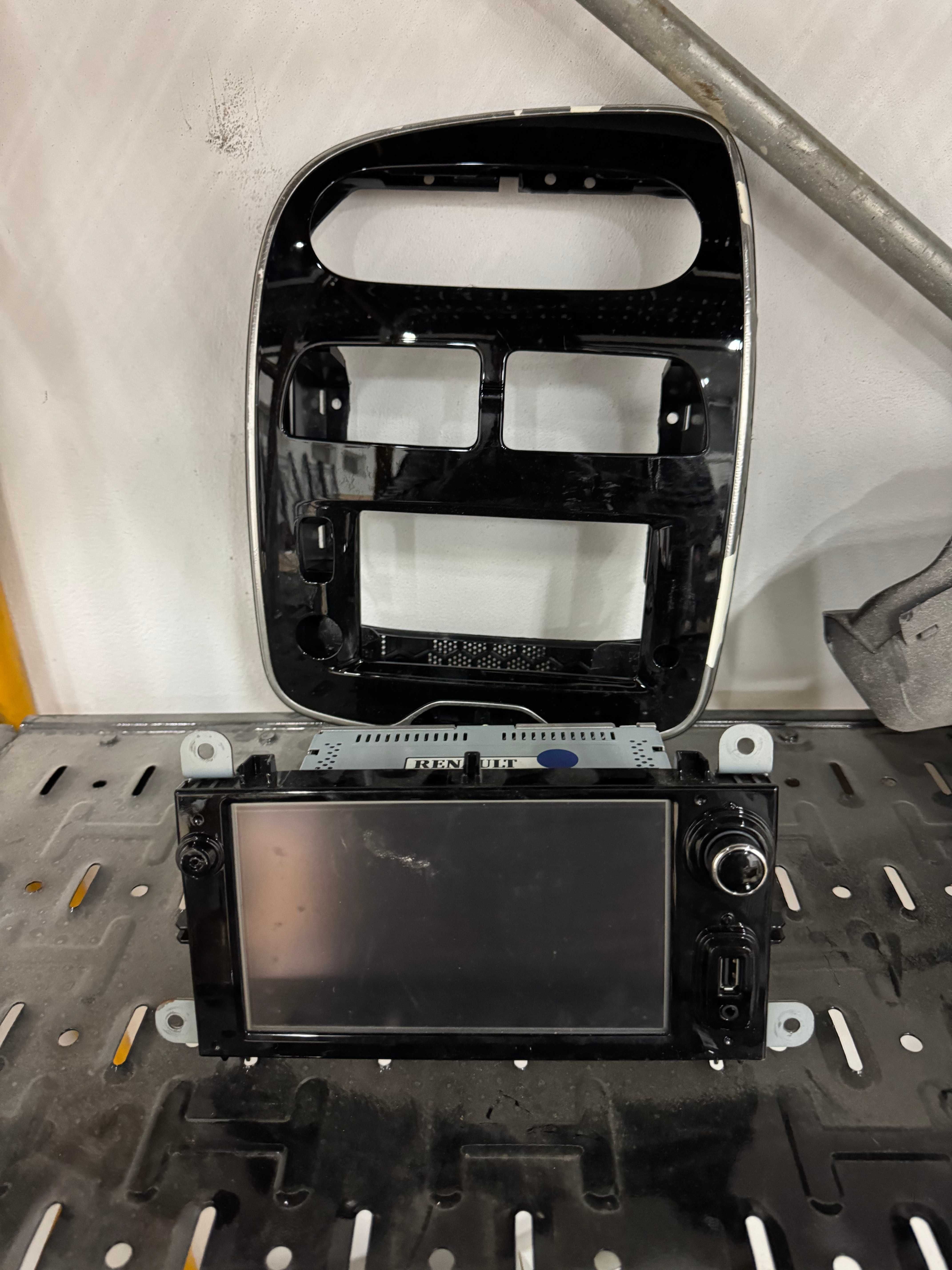Rádio e moldura original Renault Clio RS