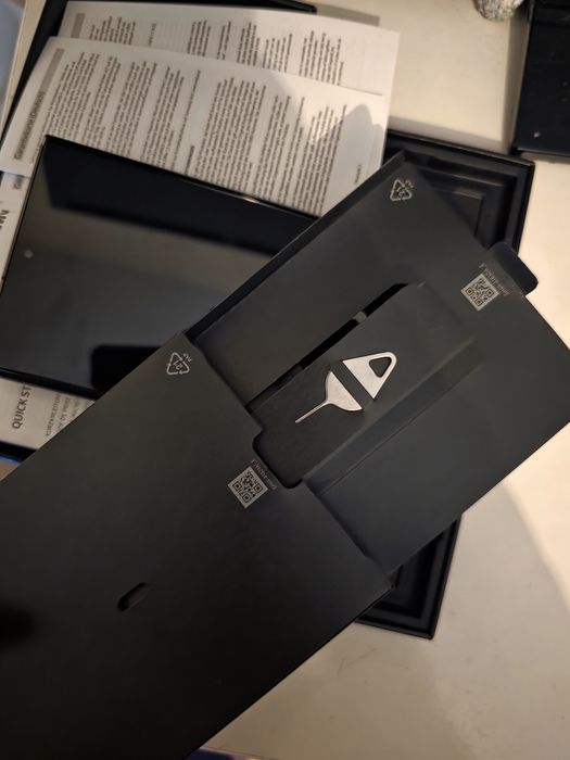 Samsung Galaxy S23 Ultra - 256GB / 8GB