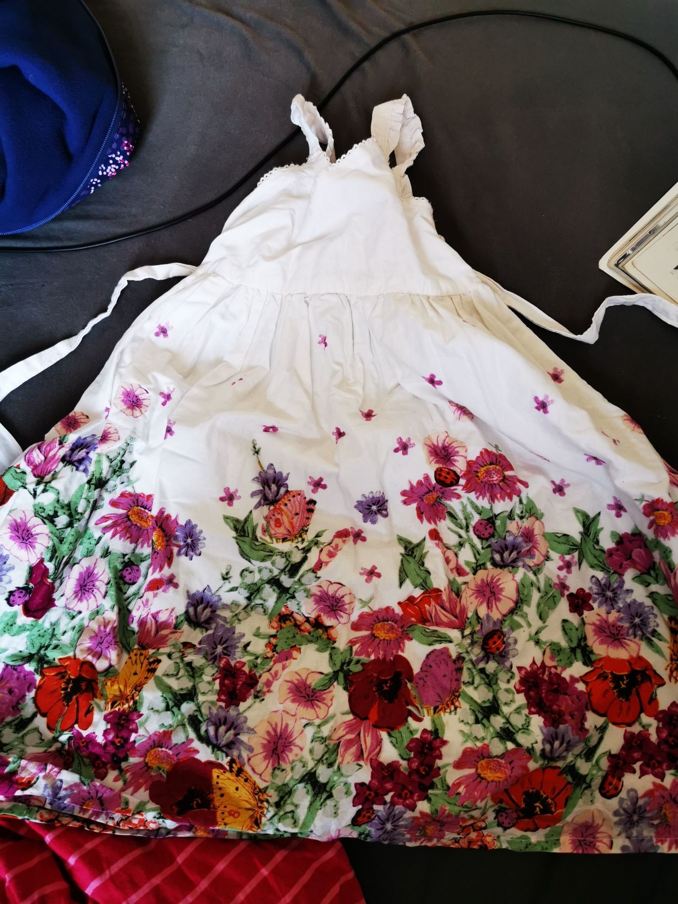 Biała sukienka wiosenno, letnia dla dziewczynki. Rozm 116
