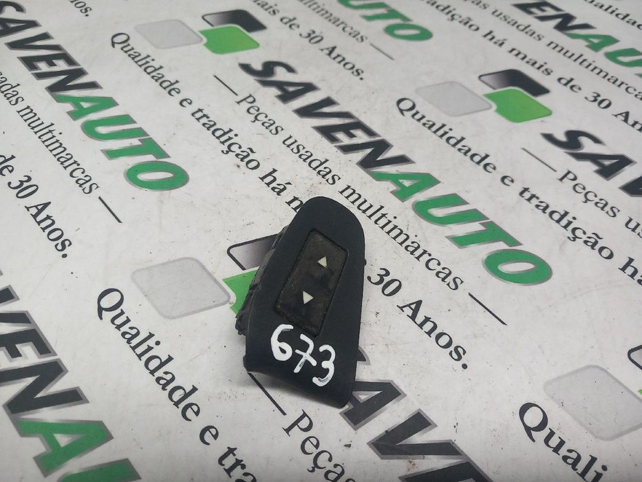Botão / Botões / Comutador Vidro Dto Fiat Stilo (192_)
