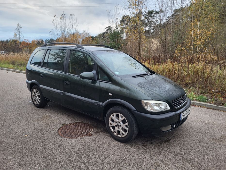 Opel Zafira 1.8 z gazem # Sprawna # Długie opłaty# 7 osób