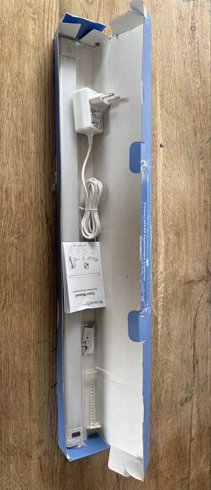 Lampa podszafkowa LED 60 cm bezdotykowa, 5 kolorów światła