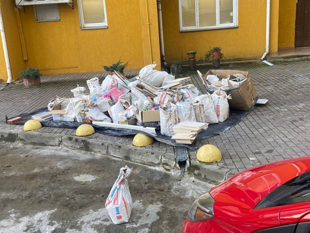 Утилізація вивіз сміття з дому бій бою перевезення меблів, побутового