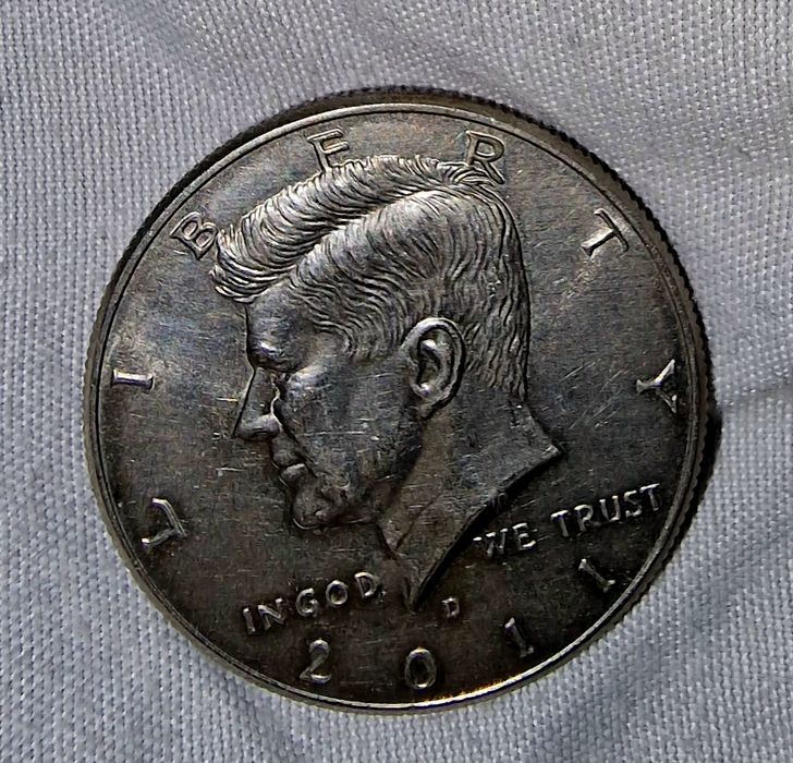 Уникальная-Эксклюзивная,, перевёрнутая серебряная монета 50 центов "Ке