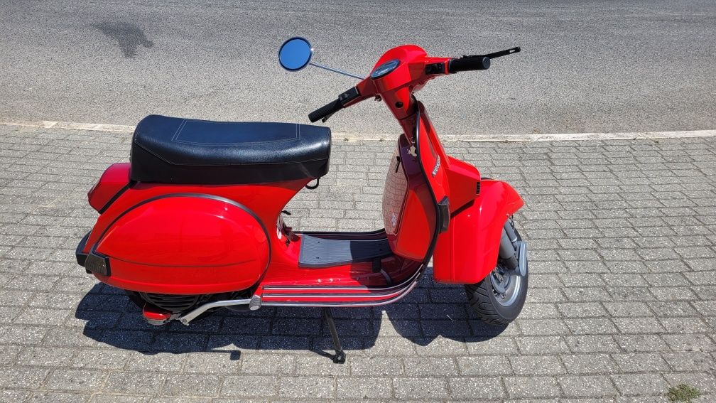 Vespa Piaggio PX125