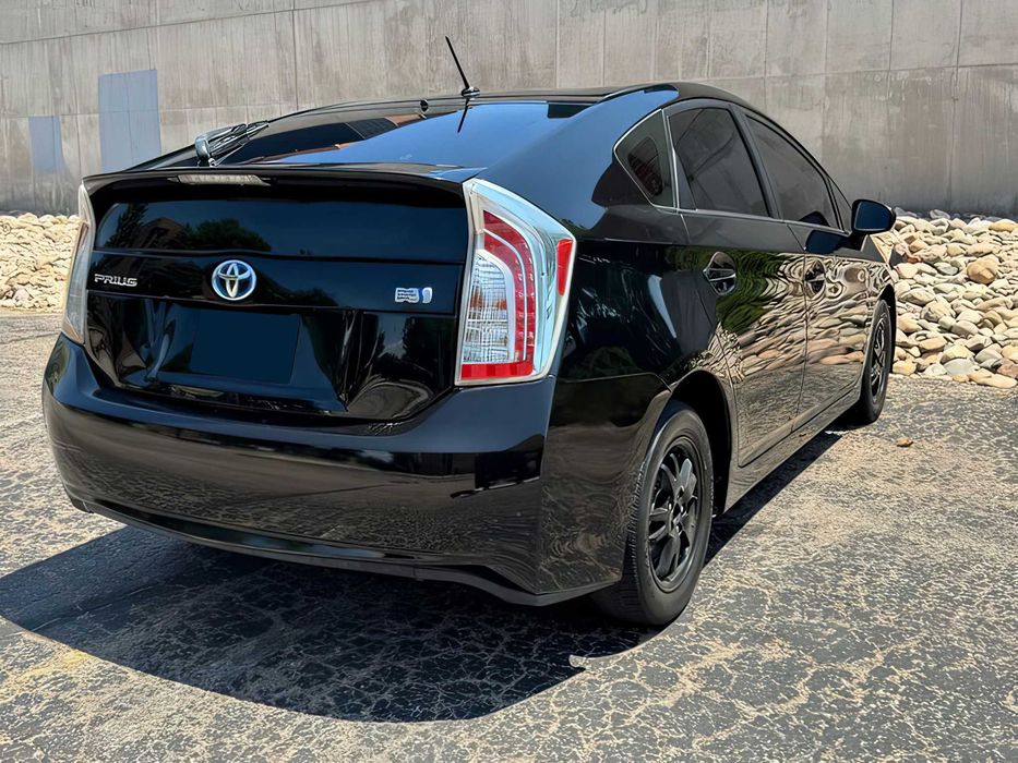Toyota Prius      2014