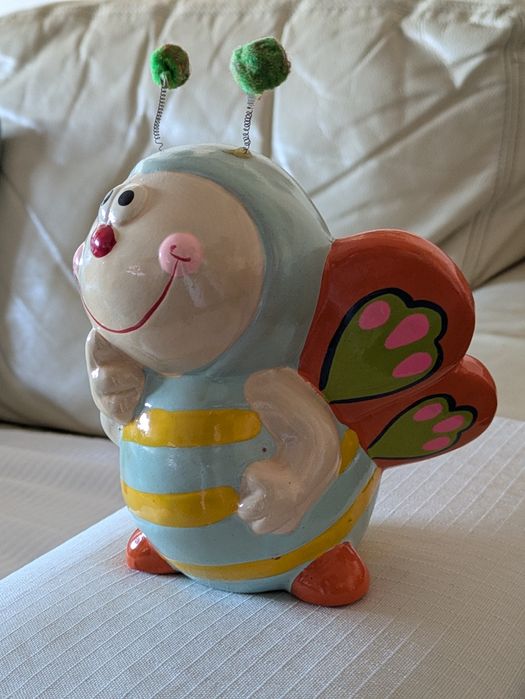 Mealheiro - Abelha colorida