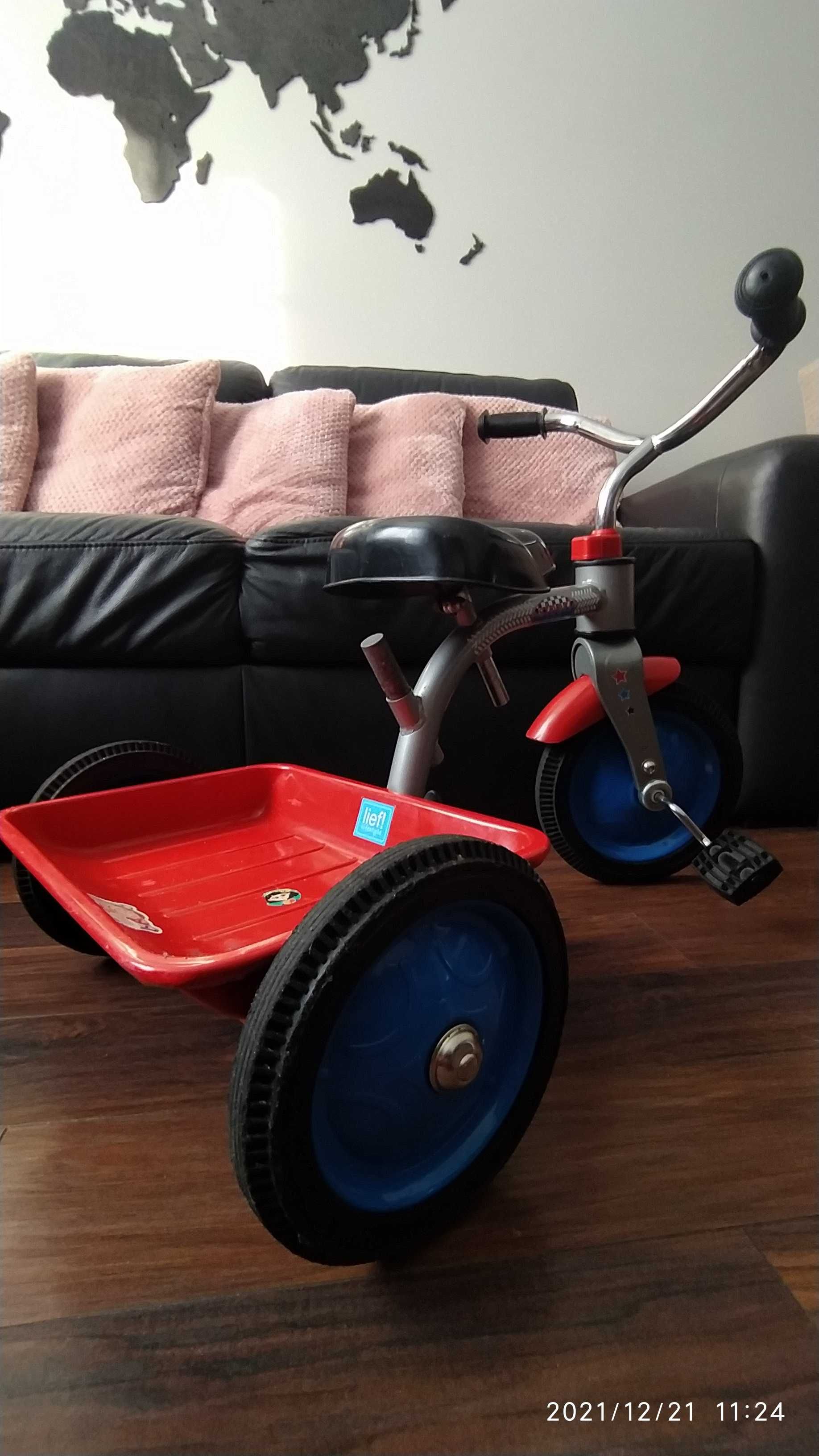 Rowerek trójkołowy z wywrotką