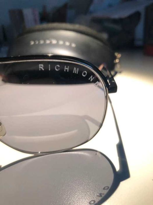 Óculos de Sol John Richmond