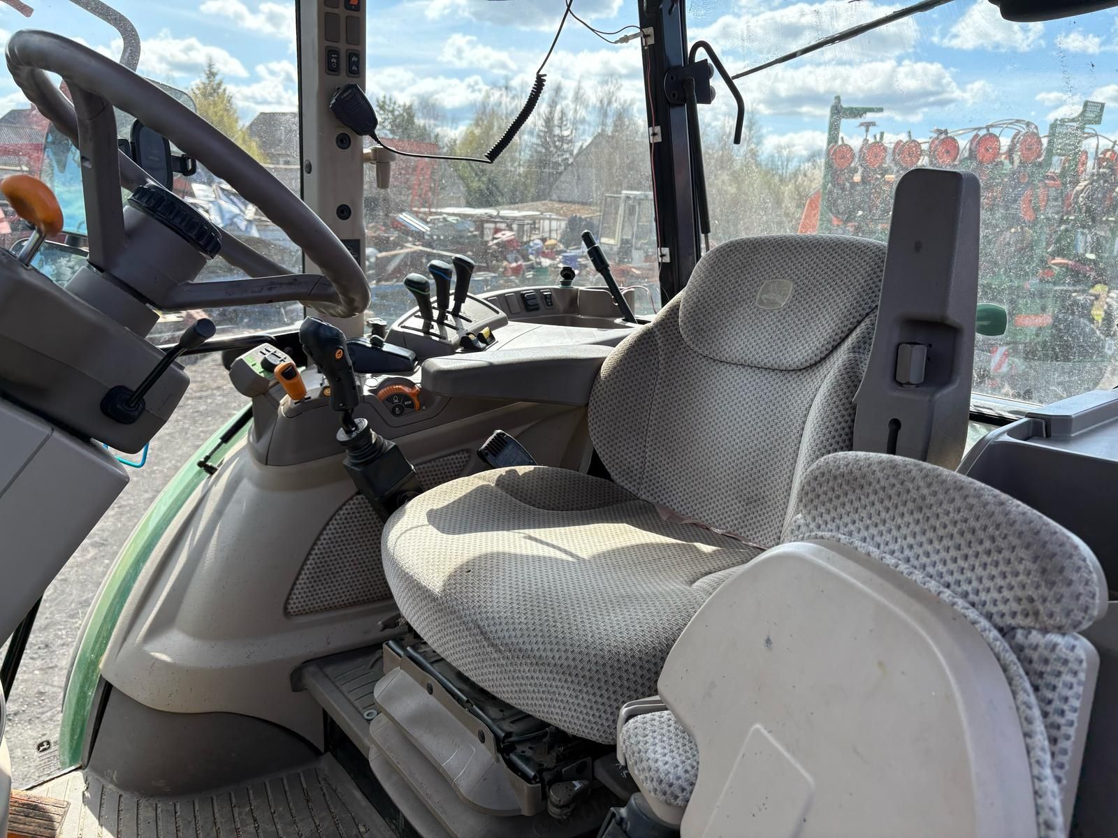 Ciągnik rolniczy John deer 5125R Tur Tuz Wom
