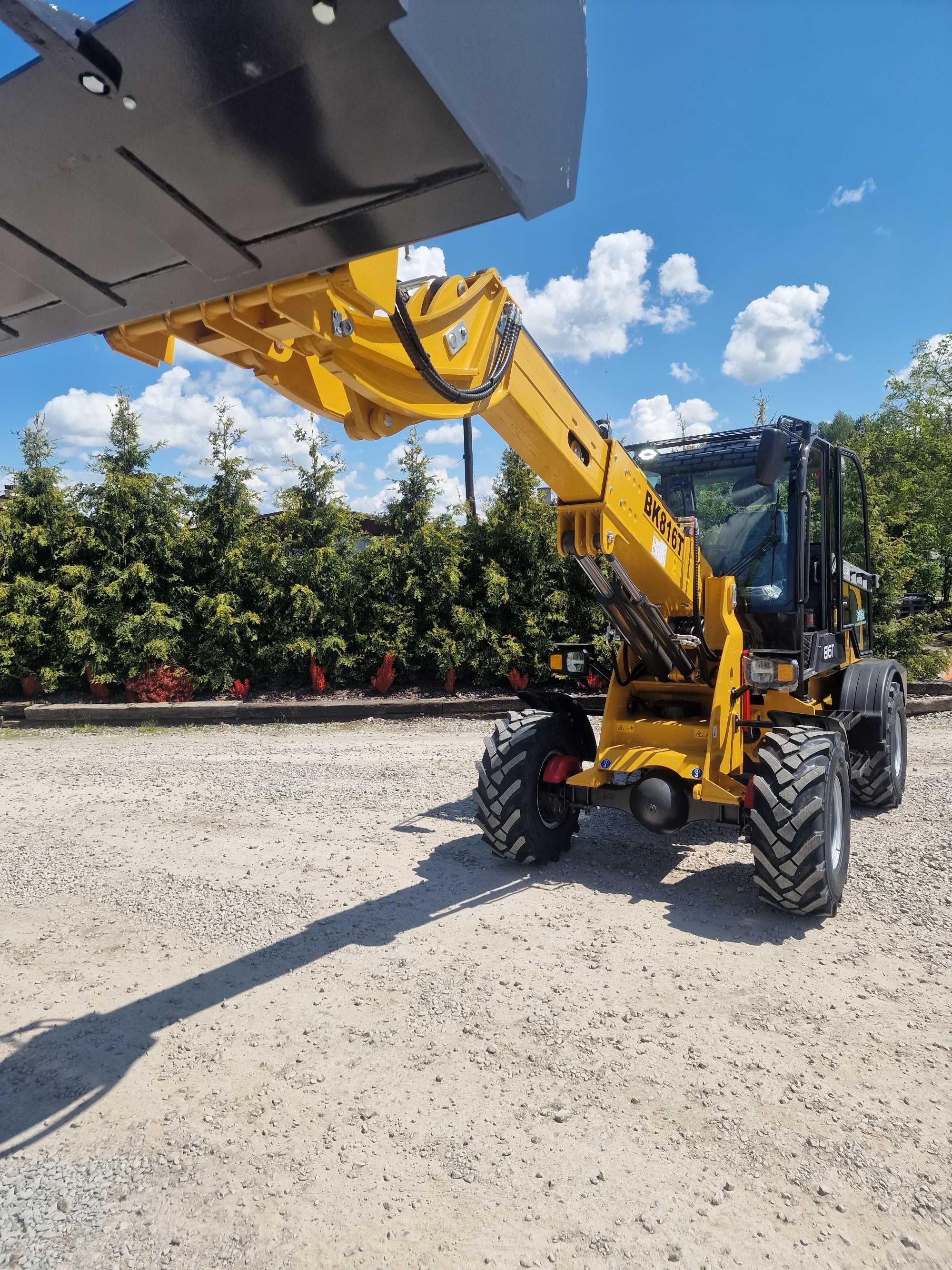 Ładowarka kołowa z kabina Berger Kraus BK816T do 1600kg Teleskopowa