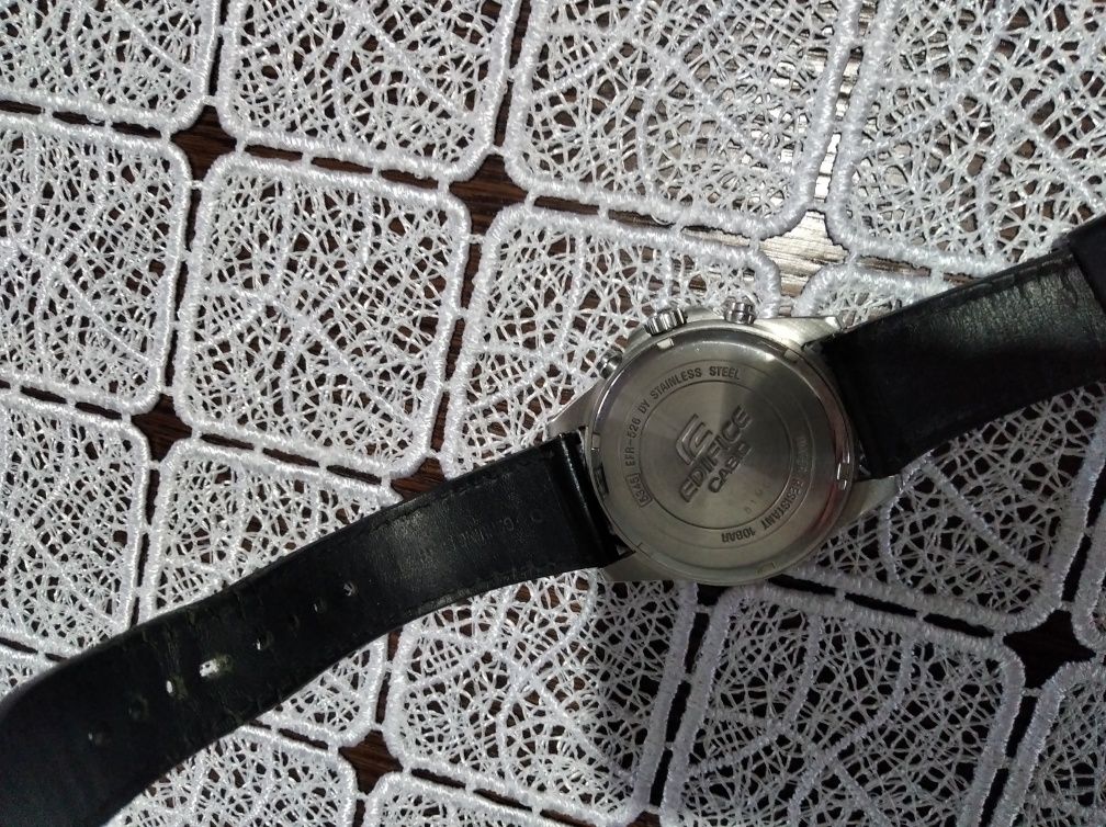 zegarek męski Casio EFR  526