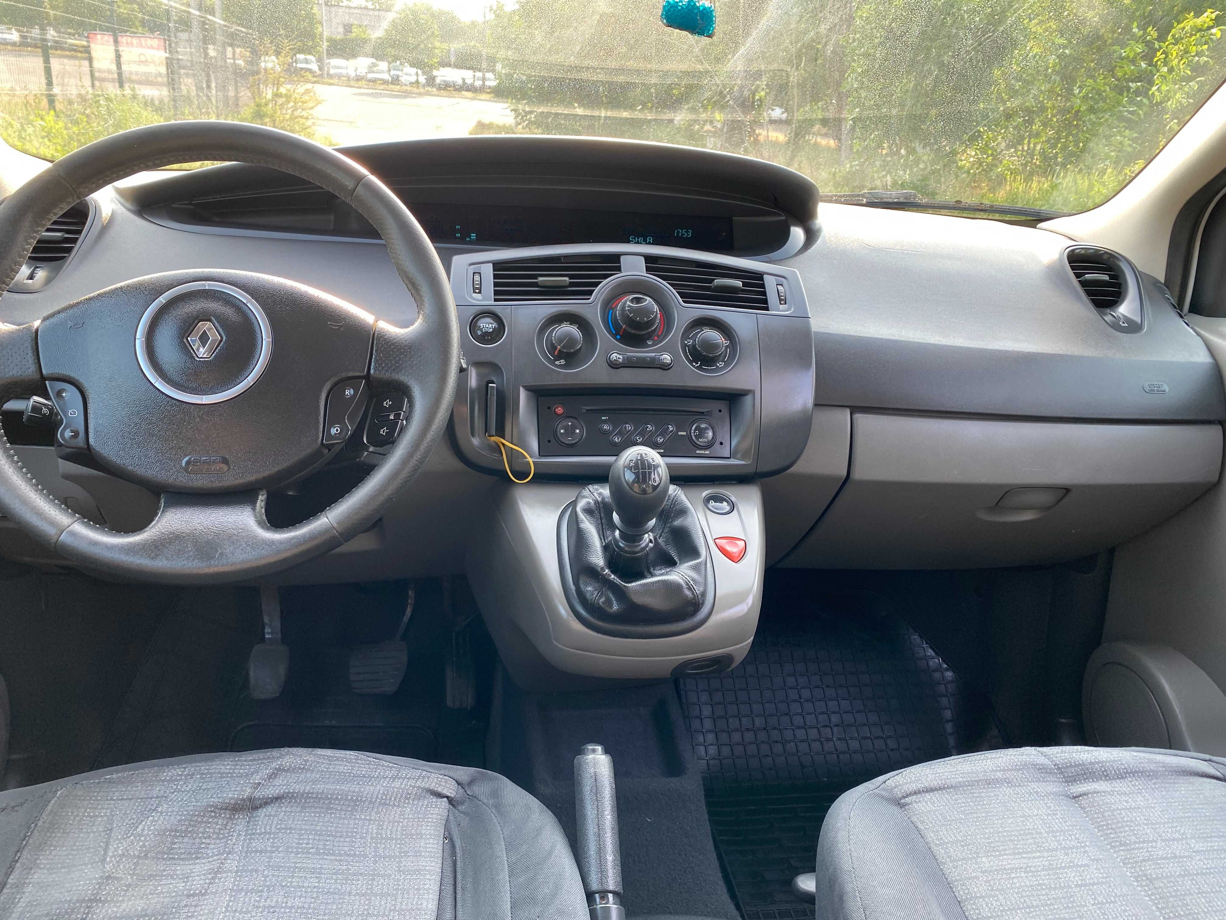 Продаю Renault Scenic 1.5d 6cт мех 2007р