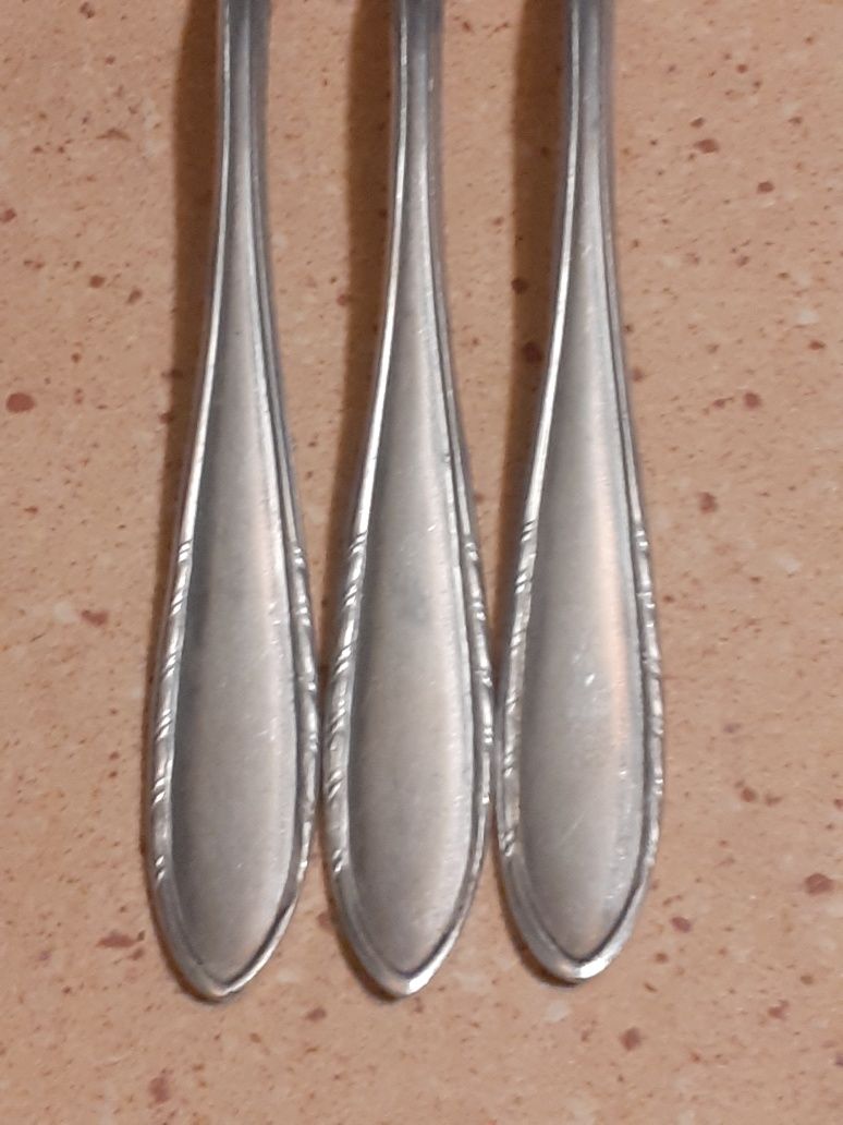 Widelce stołowe aluminiowe 3 szt  PRL
