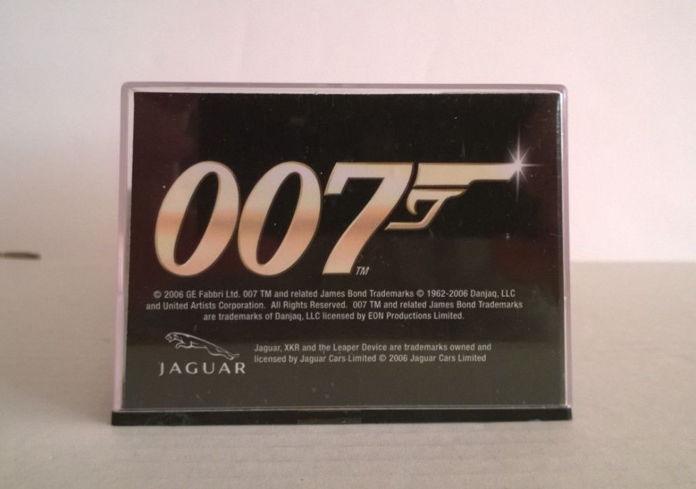 Model Samochód Jaguar XKR James Bond 007