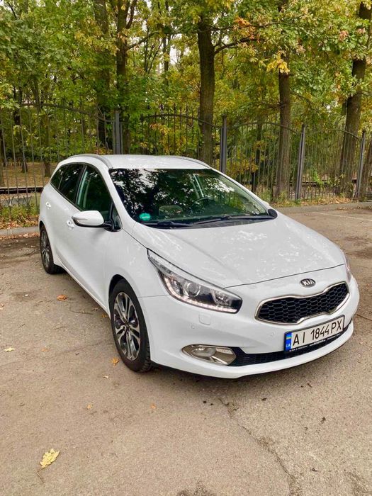 Кіа Сееd 2013 року