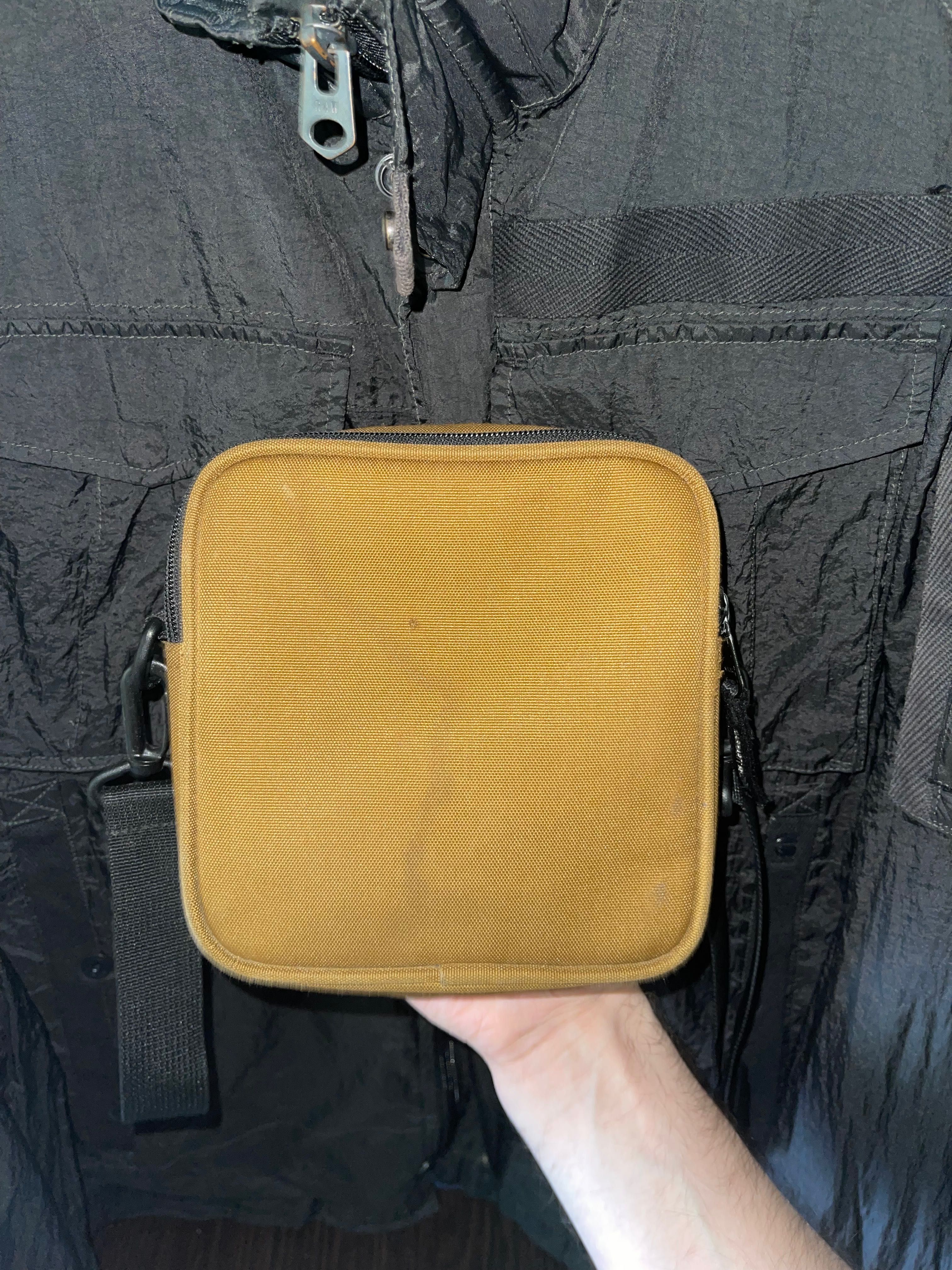 Сумка через плече Carhartt wip essentials bag tamarind