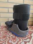 Bota Walker ajustável - pé esquerdo - L