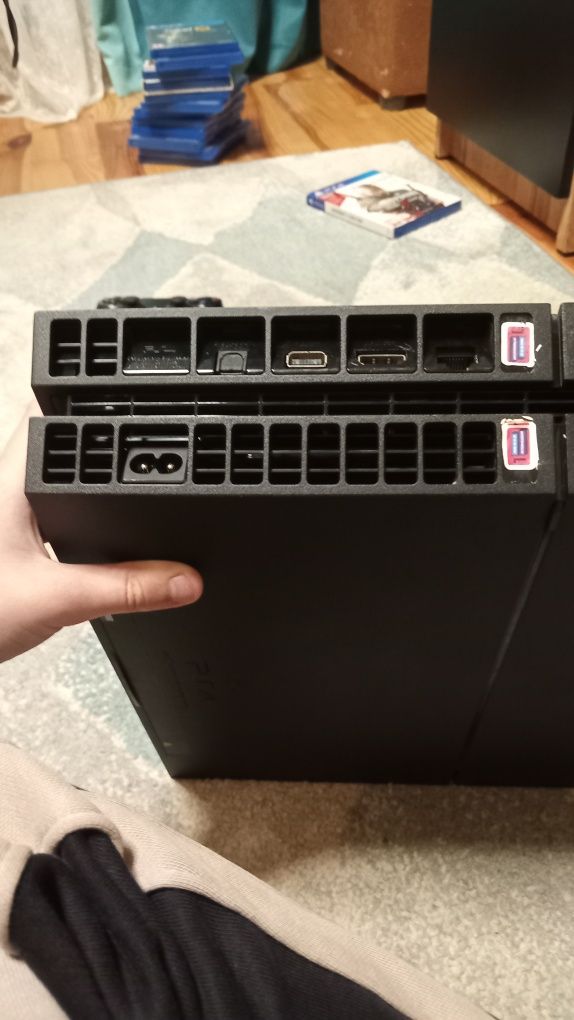 Продам ps 4 fta 2 на 1 t